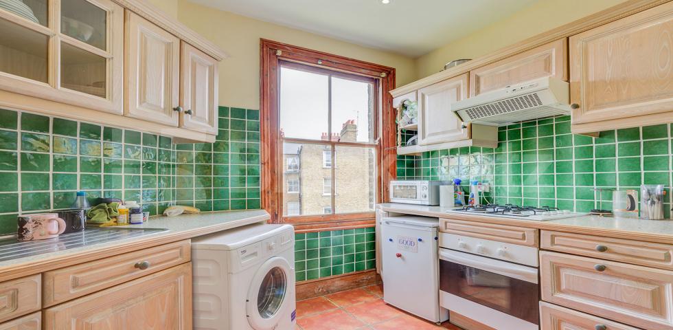 Fantastic two bed set within a private mansion block in Maida Vale  Widley Road, MAIDA VALE